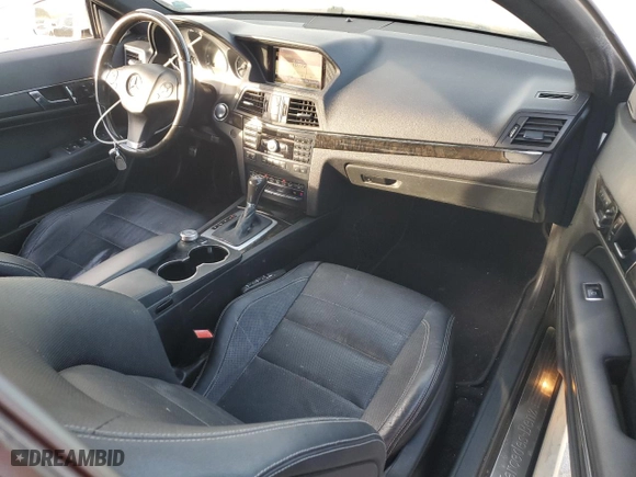 2011 Mercedes-Benz E-Class E 550 with VIN WDDKJ7CBXBF077136, listed as a Copart auction lot 83542054 with 125,274 mi miles and Salvage Title. Bid and sale history available at carsss.com. Image 8.