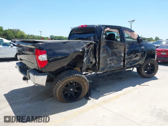 2016 Toyota Tundra SR5 z VIN 5TFDW5F16GX568087, wystawiony jako IAAI lot #42061804 z przebiegiem 113 906 mil mil oraz . Historia ofert i sprzedaży dostępna na DreamBid. Obrazek 4.