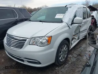 2015 Chrysler Town & Country Touring with VIN 2C4RC1BG9FR552481, listed as a IAAI auction lot 41422453 with 139,693 mi miles and . Bid and sale history available at DreamBid. Image 6.