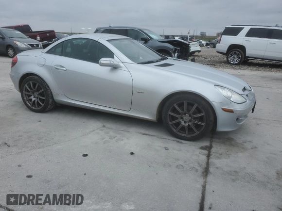2008 Mercedes-Benz SLK-Class 3.0L with VIN WDBWK54F28F181903, listed as a Copart auction lot 46218965 with 79,110 mi miles and Salvage Title. Bid and sale history available at carsss.com. Image 4.