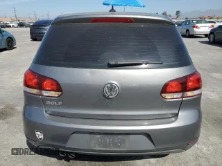 2012 Volkswagen Golf z VIN WVWDB7AJ3CW318563, wystawiony jako Copart lot #53834445 z przebiegiem Nie podano mil oraz Czysty tytuł • Clean title. Historia ofert i sprzedaży dostępna na DreamBid. Obrazek 6.
