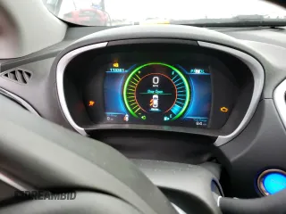 2017 Chevrolet Volt LT with VIN 1G1RC6S58HU153488, listed as a Copart auction lot 71396672 with 113,361 mi miles. Bid and sale history available at carsss.com. Image 9.