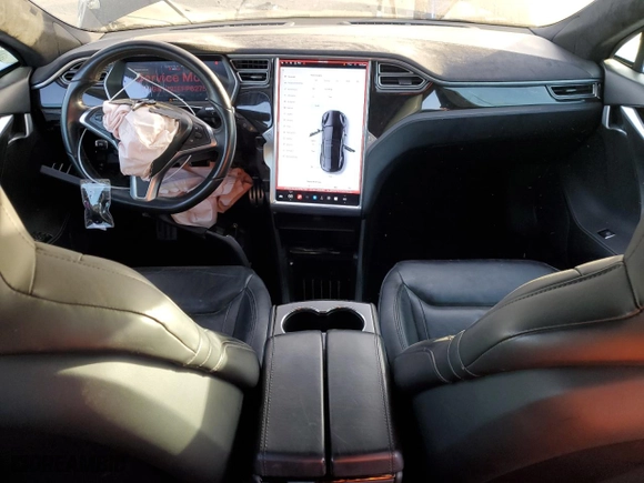 2014 Tesla Model S P85D with VIN 5YJSA1H21EFP62750, listed as a Copart auction lot 87676375 with 67,514 mi miles and Salvage Title. Bid and sale history available at carsss.com. Image 8.