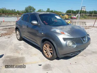 2014 Nissan Juke S with VIN JN8AF5MRXET353882, listed as a IAAI auction lot 42041965 with 239,606 mi miles. Bid and sale history available at carsss.com. Image 1.