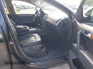 2015 Audi Q7 Premium with VIN WA1CGAFE5FD024940, listed as a IAAI auction lot 41368594 with 87,475 mi miles and . Bid and sale history available at DreamBid. Image 5.