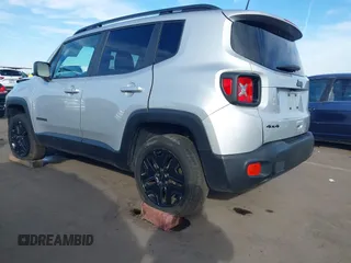 2018 Jeep Renegade Sport with VIN ZACCJBAB4JPH47649, listed as a IAAI auction lot 41615500 with 91,695 mi miles. Bid and sale history available at carsss.com. Image 3.