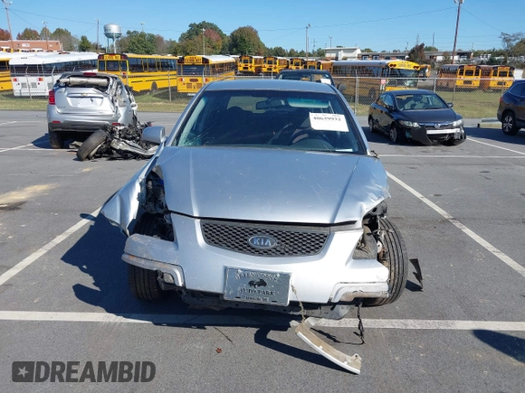 2009 Kia Rio LX with VIN KNADE243696547512, listed as a IAAI auction lot 40639932 with 204,809 mi miles. Bid and sale history available at carsss.com. Image 12.