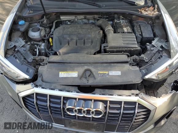 2020 Audi Q3 S line Premium with VIN WA1DECF35L1032280, listed as a Copart auction lot 58786915 with 48,006 mi miles and Salvage title. Bid and sale history available at DreamBid. Image 12.