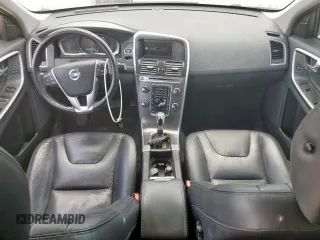 2015 Volvo XC60 T5 Drive-E Premier Plus z VIN YV440MDC1F2586408, wystawiony jako Copart lot #60048155 z przebiegiem 181 582 mil mil oraz Czysty tytuł • Clean title. Historia ofert i sprzedaży dostępna na DreamBid. Obrazek 8.