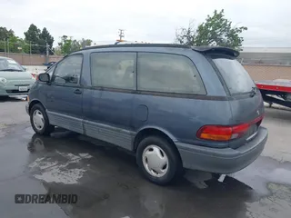 1991 Toyota Previa LE z VIN JT3AC12RXM1003215, wystawiony jako IAAI lot #42068000 z przebiegiem 127 150 mil mil oraz . Historia ofert i sprzedaży dostępna na DreamBid. Obrazek 3.