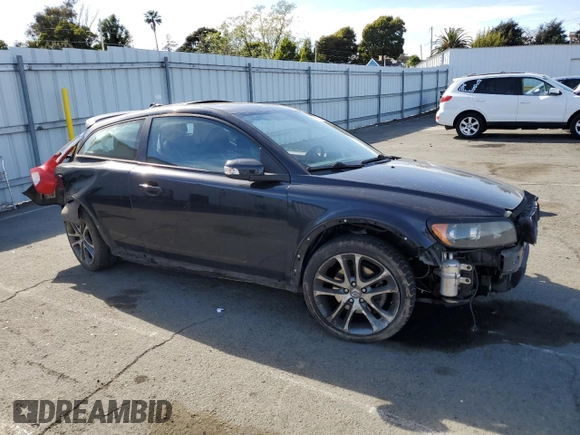 2008 Volvo C30 Version 1.0 with VIN YV1MK672982052260, listed as a Copart auction lot 52258725 with 133,421 mi miles and Salvage Title. Bid and sale history available at DreamBid. Image 4.