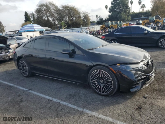 2022 Mercedes-Benz EQS with VIN W1KCG2DB1NA017946, listed as a Copart auction lot 86370434 with NaN miles and Salvage Title. Bid and sale history available at carsss.com. Image 4.