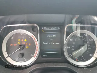 2016 Nissan Titan Platinum Reserve z VIN 1N6BA1F28GN506397, wystawiony jako Copart lot #53831235 z przebiegiem 258 474 mil mil oraz Nie do naprawy • Non repairable. Historia ofert i sprzedaży dostępna na DreamBid. Obrazek 9.