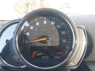 2019 MINI Clubman Cooper with VIN WMWLN5C59K2G82399, listed as a IAAI auction lot 41349514 with 64,235 mi miles. Bid and sale history available at carsss.com. Image 7.