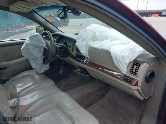 2003 Buick Park Avenue with VIN 1G4CW54K934128038, listed as a IAAI auction lot 41914943 with 219,806 mi miles. Bid and sale history available at carsss.com. Image 5.