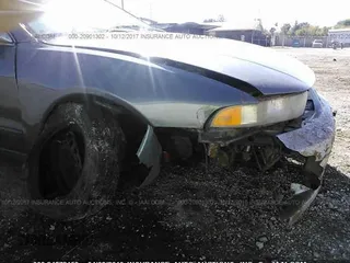 2003 Mitsubishi Galant ES z VIN 4A3AA46G53E217951, wystawiony jako IAAI lot #24872153 z przebiegiem 155 114 mil mil oraz . Historia ofert i sprzedaży dostępna na DreamBid. Obrazek 6.