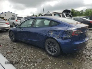 2021 Tesla Model 3 Long Range z VIN 5YJ3E1EB3MF924468, wystawiony jako Copart lot #55046745 z przebiegiem 29 446 mil mil oraz Szkoda całkowita • Salvage title. Historia ofert i sprzedaży dostępna na DreamBid. Obrazek 2.