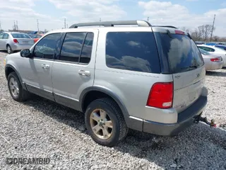2005 Ford Explorer XLT with VIN 1FMZU73K55UB27002, listed as a IAAI auction lot 41938151 with NaN miles. Bid and sale history available at carsss.com. Image 3.