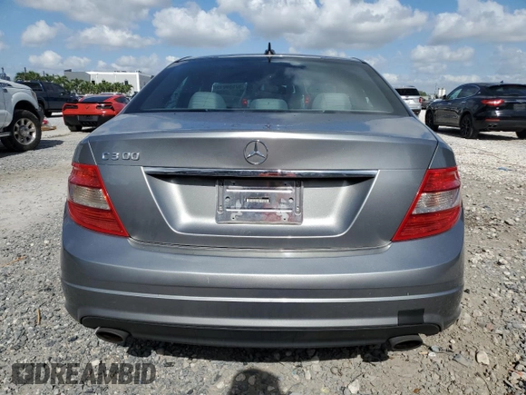 2008 Mercedes-Benz C 300 Sport z VIN WDDGF54X78F029866, wystawiony jako Copart lot #57559015 z przebiegiem 148 764 mil mil oraz Szkoda całkowita • Salvage title. Historia ofert i sprzedaży dostępna na DreamBid. Obrazek 6.