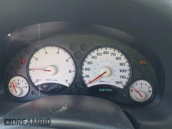 2004 Jeep Liberty Sport with VIN 1J4GL48K04W326252, listed as a IAAI auction lot 41479037 with 168,994 mi miles. Bid and sale history available at carsss.com. Image 7.