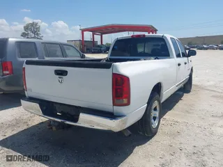 2006 Dodge Ram 1500 ST with VIN 1D7HA18N66J246890, listed as a IAAI auction lot 41872420 with 308,796 mi miles. Bid and sale history available at carsss.com. Image 4.