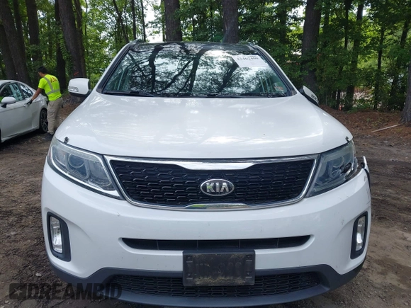 2014 Kia Sorento EX with VIN 5XYKU4A70EG516330, listed as a IAAI auction lot 42462400 with 146,221 mi miles and . Bid and sale history available at DreamBid. Image 12.