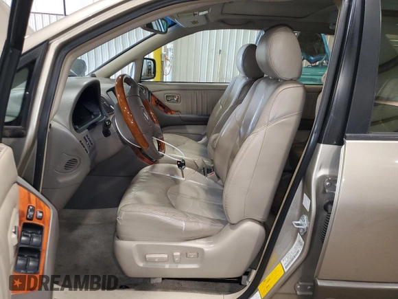 2003 Lexus RX 300 with VIN JTJHF10U330312275, listed as a Copart auction lot 84714964 with 196,367 mi miles and Salvage Title. Bid and sale history available at carsss.com. Image 7.
