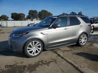 2017 Land Rover Discovery HSE Luxury with VIN SALRHBBK2HA025216, listed as a Copart auction lot 85592284 with 60,113 mi miles and Salvage Title. Bid and sale history available at carsss.com. Image 1.