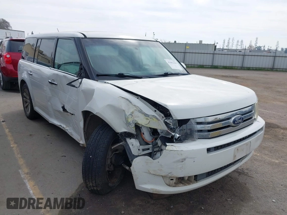 2011 Ford Flex SEL with VIN 2FMGK5CC4BBD19250, listed as a IAAI auction lot 41662290 with 200,095 mi miles. Bid and sale history available at carsss.com. Image 1.