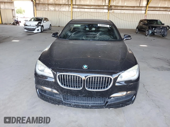 2014 BMW 7 Series ALPINA B7 z VIN WBAYE8C54ED136428, wystawiony jako Copart lot #61866855 z przebiegiem 126 118 mil mil oraz Szkoda całkowita • Salvage title. Historia ofert i sprzedaży dostępna na DreamBid. Obrazek 5.