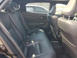 2024 Toyota Crown XLE with VIN JTDAAAAF5R3019505, listed as a Copart auction lot 71232704 with 34,012 mi miles and Salvage Title. Bid and sale history available at carsss.com. Image 11.