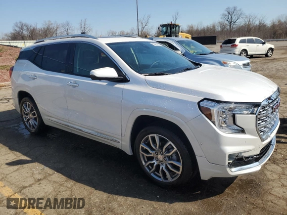 2024 GMC Terrain Denali with VIN 3GKALXEG8RL163221, listed as a Copart auction lot 53475185 with 3,046 mi miles and Salvage title. Bid and sale history available at DreamBid. Image 4.