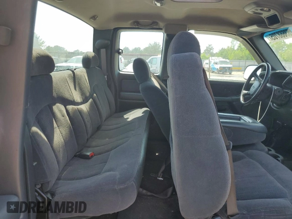 2002 Chevrolet Silverado 1500 LS with VIN 2GCEC19V421344357, listed as a Copart auction lot 53668705 with 233,608 mi miles and Salvage Title. Bid and sale history available at DreamBid. Image 10.