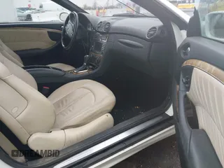 2006 Mercedes-Benz CLK-Class 5.0L with VIN WDBTK75G36T066621, listed as a IAAI auction lot 41009612 with 135,931 mi miles. Bid and sale history available at carsss.com. Image 5.