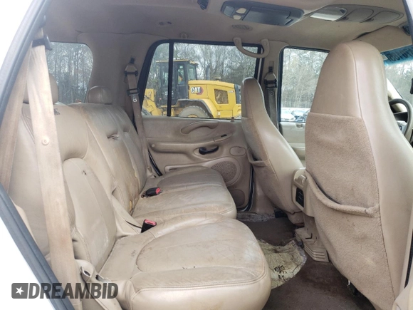 2000 Ford Expedition XLT with VIN 1FMRU1566YLB95235, listed as a Copart auction lot 47470185 with 315,888 mi miles and Salvage Title. Bid and sale history available at carsss.com. Image 11.