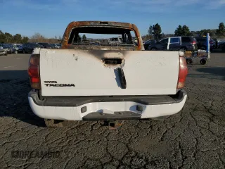 2011 Toyota Tacoma с VIN 5TFJX4GN1BX002410, выставлен на аукционе Copart как лот 43046725 с пробегом Не указан миль и На запчасти • Non repairable. История ставок и продаж доступна на DreamBid. Изображение 6.