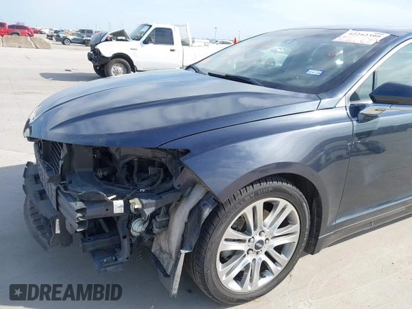 2014 Lincoln MKZ with VIN 3LN6L2GK7ER819756, listed as a IAAI auction lot 42242399 with 140,483 mi miles and . Bid and sale history available at DreamBid. Image 20.
