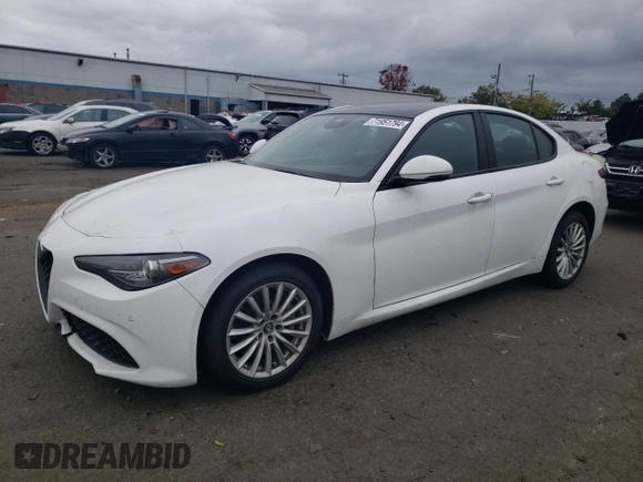 2022 Alfa Romeo Giulia with VIN ZARFANAN8N7657180, listed as a Copart auction lot 71951794 with 59,024 mi miles and Salvage Title. Bid and sale history available at carsss.com. Image 1.