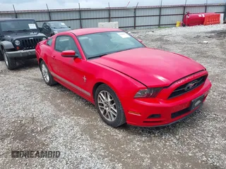 2013 Ford Mustang V6 с VIN 1ZVBP8AM5D5211012, выставлен на аукционе IAAI как лот 42448047 с пробегом 82 075 миль миль и . История ставок и продаж доступна на DreamBid. Изображение 1.