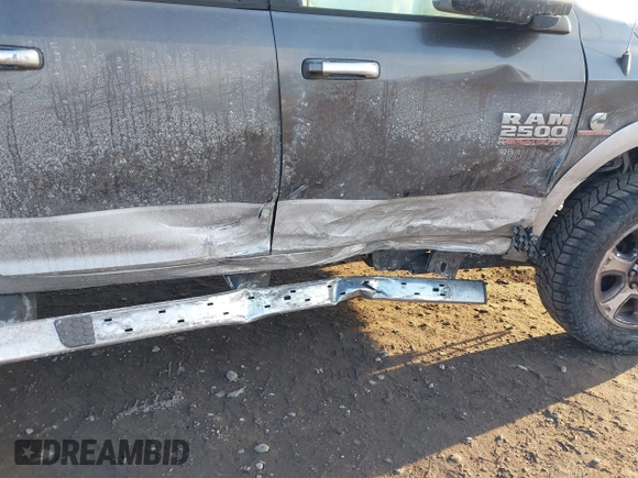 2015 Ram 2500 Laramie с VIN 3C6UR5FL9FG539203, выставлен на аукционе IAAI как лот 41441571 с пробегом 213 481 миль миль и . История ставок и продаж доступна на DreamBid. Изображение 6.
