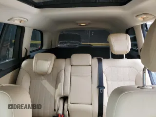 2018 Mercedes-Benz GLS 450 with VIN 4JGDF6EE4JB082713, listed as a Copart auction lot 44273534 with 61,301 mi miles and . Bid and sale history available at DreamBid. Image 10.