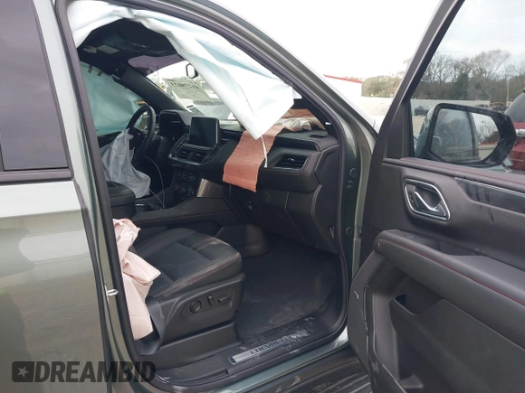 2024 Chevrolet Suburban RST with VIN 1GNSCEKD0RR277471, listed as a IAAI auction lot 41278023 with 2 mi miles and . Bid and sale history available at DreamBid. Image 5.