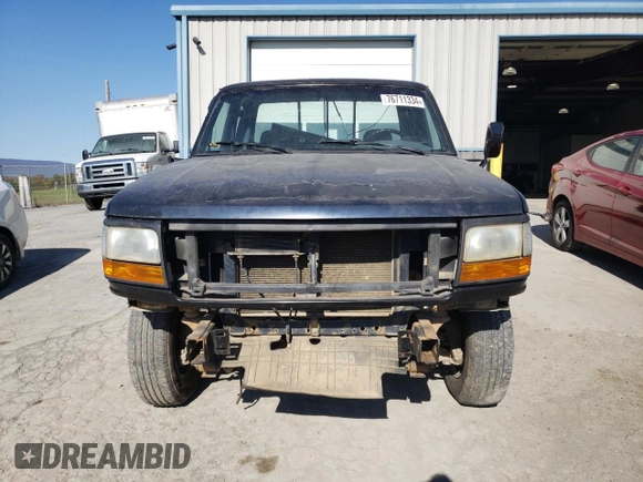 1993 Ford F-250 with VIN 1FTHX26H6PKB45310, listed as a Copart auction lot 76711334 with Not provided miles and Salvage title. Bid and sale history available at DreamBid. Image 5.