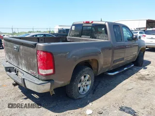 2007 GMC Sierra 1500 SLE1 with VIN 2GTEC19J671625161, listed as a IAAI auction lot 41997224 with 271,503 mi miles and . Bid and sale history available at DreamBid. Image 4.