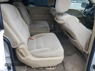 2008 Honda Odyssey LX with VIN 5FNRL38258B108357, listed as a Copart auction lot 43542245 with 214,319 mi miles and Non Repairable. Bid and sale history available at carsss.com. Image 11.