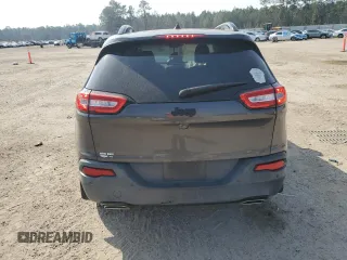 2016 Jeep Cherokee Altitude with VIN 1C4PJLCS1GW222595, listed as a Copart auction lot 43760325 with 190,316 mi miles and Salvage Title. Bid and sale history available at carsss.com. Image 6.