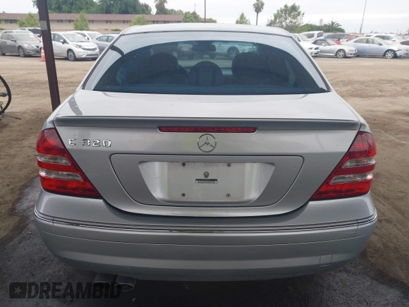 2007 Mercedes-Benz C 230 Sport with VIN WDBRF52H47A936891, listed as a IAAI auction lot 42121823 with 152,148 mi miles and . Bid and sale history available at DreamBid. Image 16.