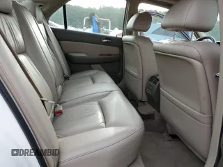 2004 Acura RL w/Navigation System z VIN JH4KA96674C007925, wystawiony jako Copart lot #56732645 z przebiegiem 188 312 mil mil oraz Szkoda całkowita • Salvage title. Historia ofert i sprzedaży dostępna na DreamBid. Obrazek 10.