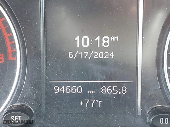 2013 Audi Q5 Premium with VIN WA1CFAFP0DA094672, listed as a IAAI auction lot 39599881 with 94,660 mi miles. Bid and sale history available at carsss.com. Image 7.