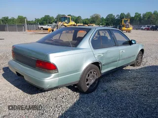 1989 Nissan Maxima z VIN JN1HJ01P5KT267358, wystawiony jako IAAI lot #42283788 z przebiegiem 152 298 mil mil oraz . Historia ofert i sprzedaży dostępna na DreamBid. Obrazek 4.